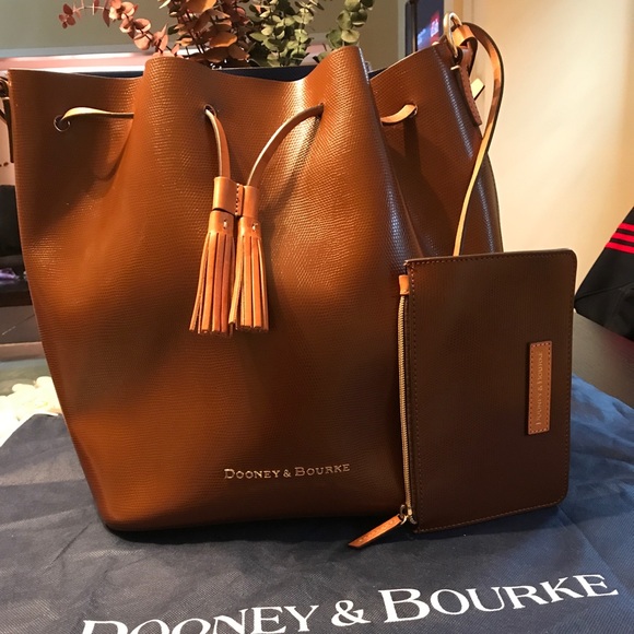 dooney and bourke bucket bag